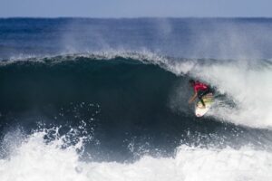 Quiksilver Pro France : Jeremy Flores passe mais se blesse