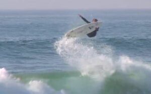 la dernière session de l’année 2011, par Dane Reynolds et ses potes