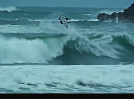 Pro free surf session à Peniche