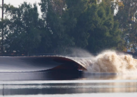 La vague de Kelly Slater enfin ouverte (pour certains…) !