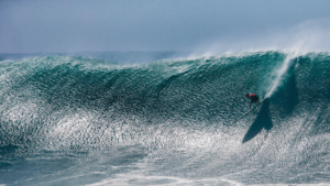 L’Eddie Aikau aura quand même lieu