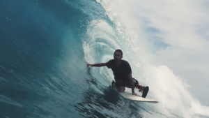 Alive : les handi-surfeurs aux Mentawai