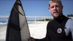 Mick Fanning teste la première planche imprimée en 3D