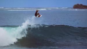 LUCKY 13 : Sam Piter entre Indo et Costa Rica