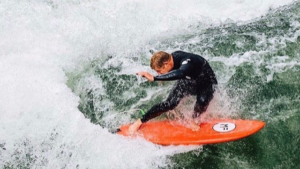 Surf de rivière avec Mick Fanning