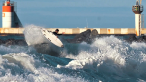 Justin Becret amoureux des vagues landaises