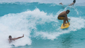 Surfer un bodyboard, c’est marrant quand on a du talent !