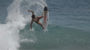 Yago Dora surfe à un autre niveau