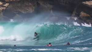 Les 5 meilleures vagues d’octobre en Indonésie