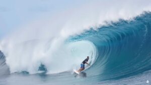 Dernier entrainement à Teahupo’o : les  Français sont chauds, John John et Cie aussi…