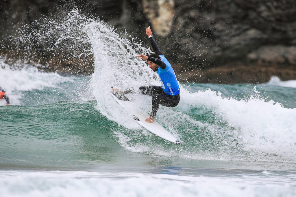 Jorgann Couzinet (Laurent Masurel/World Surf League)